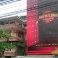 vietnam-signs-buildings